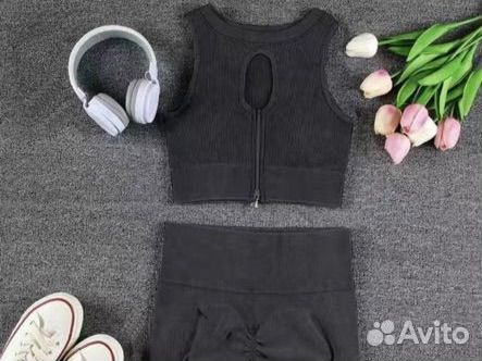 Спортивный костюм женский