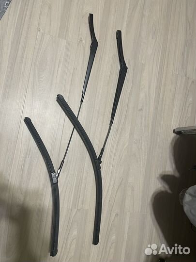 Рычаг стеклоочистителя Bosch оригинал новые