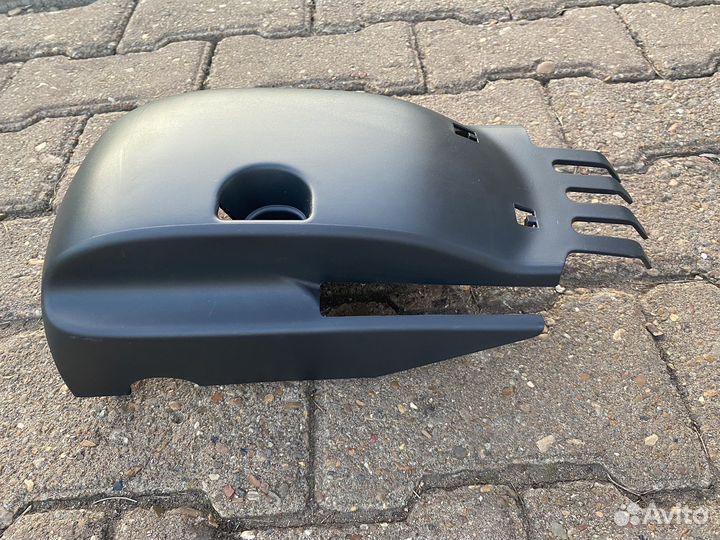 Кожух рулевой колонки нижний skoda Octavia A5 1Z