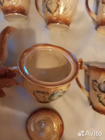 Сервиз фарфоровый