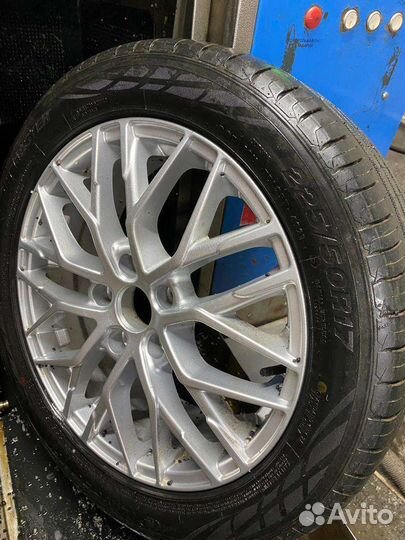 Accelera Accelera Summer 225/50 R17