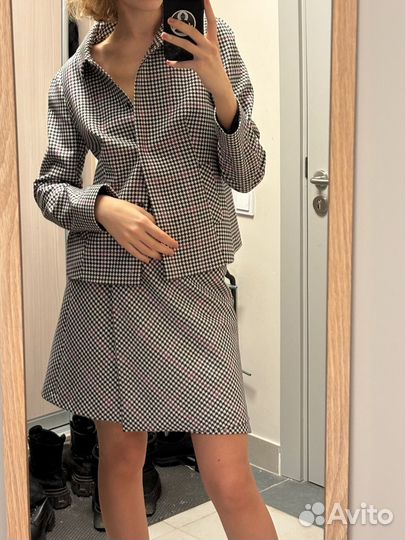 Костюм жакет с юбкой