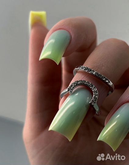 Маникюр, покрытие гель лаком, наращивание ногтей