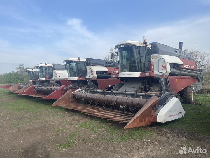 Комбайн Ростсельмаш Vector 410, 2016