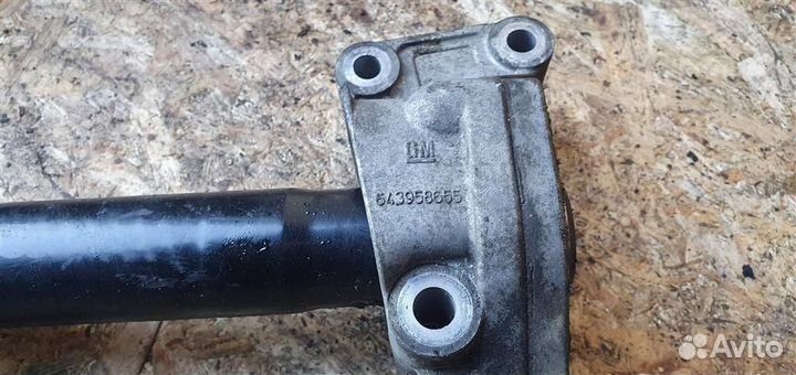 Полуось промежуточная (привод) Opel Insignia 2008