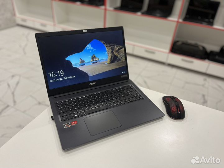 Игровой ноутбук 2022г : Ryzen,12гб,SSD