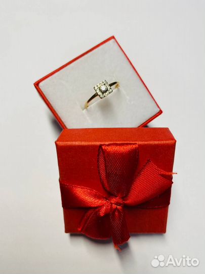 Золотое кольцо с фианитами \585\ Т21740