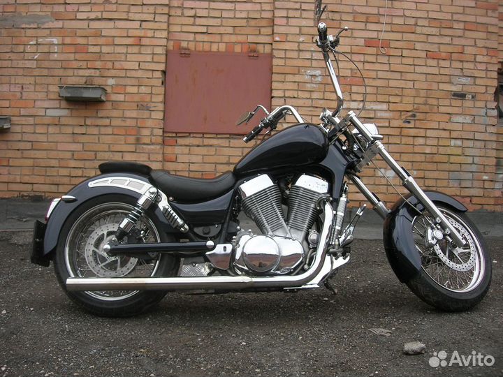 Suzuki Intruder VS 1400