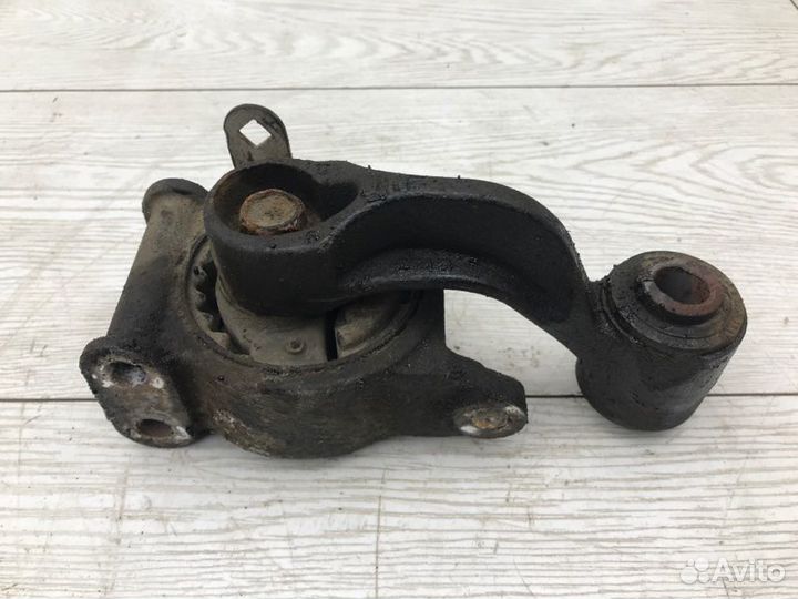 Опора двигателя задняя Nissan Teana J32 VQ25DE