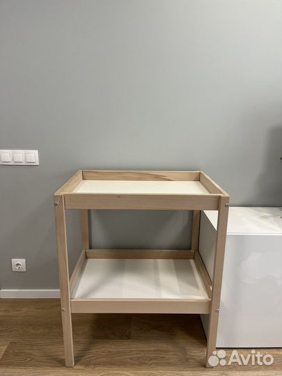 Пеленальный столик IKEA сниглар с матрасом