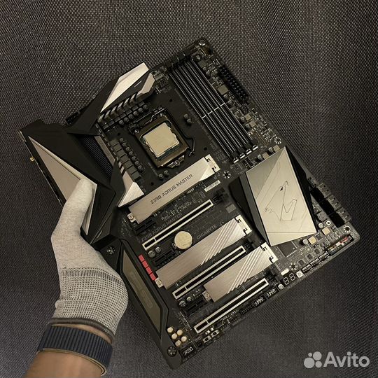 Материнская плата aorus z390 master