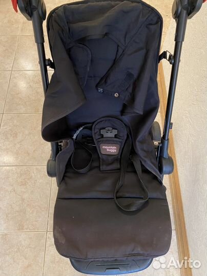 Коляска Mountain Buggy nano для путешествий