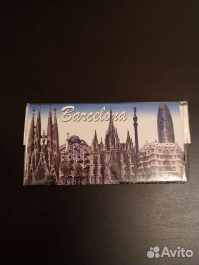 Магниты на холодильник из разных стран