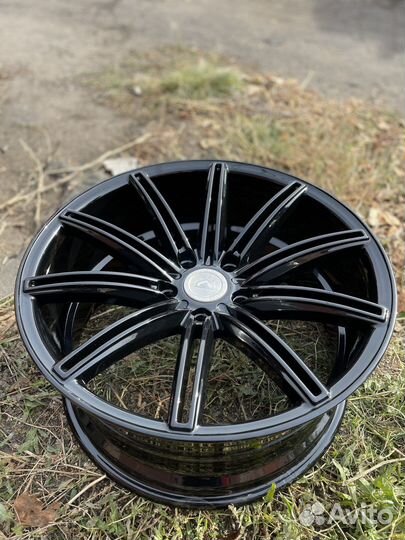 Диски Vossen CV4, r18 8.5j et+31 5*112