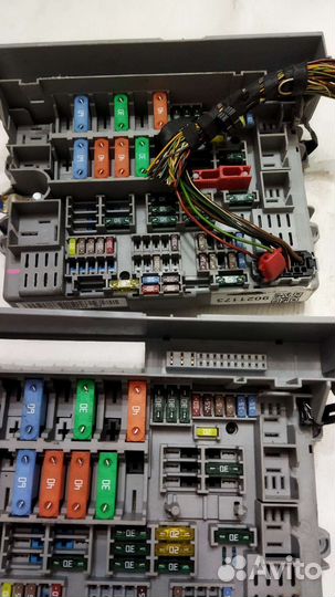 Блок предохранителей салона BMW 690661303