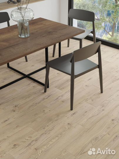 Ламинат Egger Дуб Ольхон песочно-бежевый EPL142