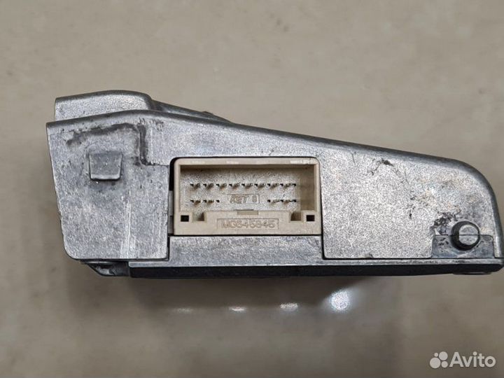 Блок контроля полосы движения Hyundai Grand Santa