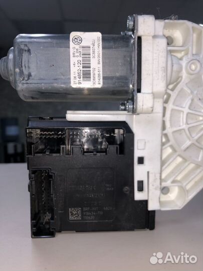 Моторчик стеклоподъемника Фольксваген пассат сс