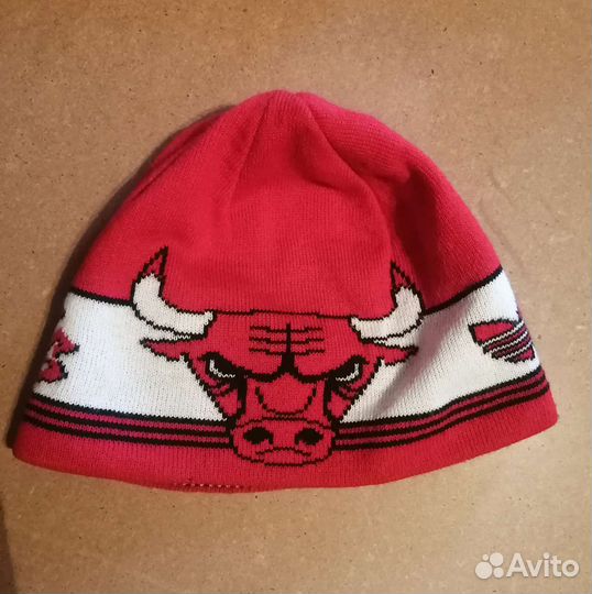 Шапки разные, берет из СССР