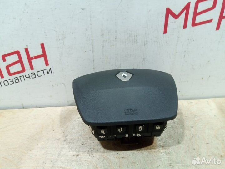 Подушка безопасности в рулевое колесо Renault