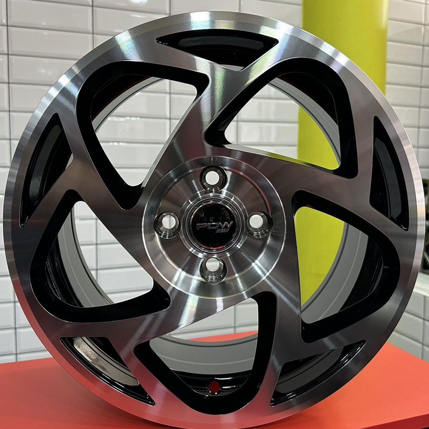 Литые диски PDW Wheels BOOMBERANG 2021 7×R15 4×98
