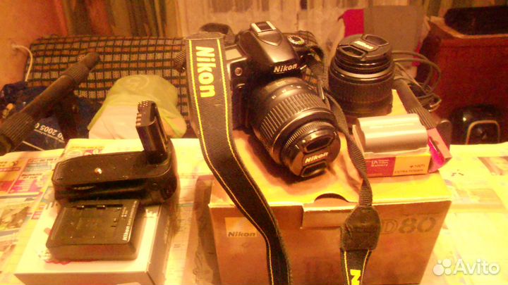 Зеркальная камера никон D80