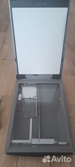 Рабочий сканер Canon Canoscan lide 35