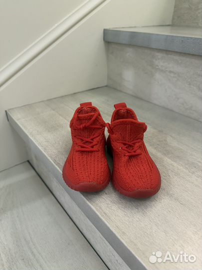 Кроссовки детские
