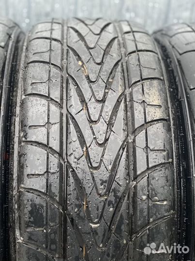 Forceum Hexa 235/30 R20 88Y