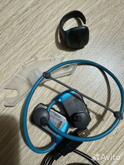 Плеер наушники Sony NWZ-WS615L Blue для спорта