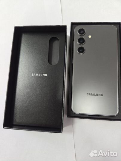 Samsung Galaxy S24, 8/128 ГБ