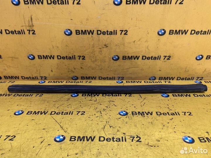 Уплотнитель капота Bmw 5 E60 M54B30 2004