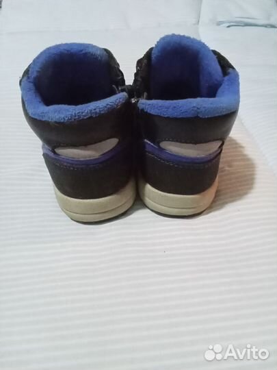 Ботинки для мальчика. Размер 24