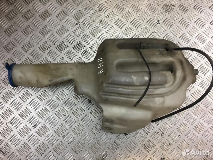 Бачок омывателя фольскваген Crafter 1