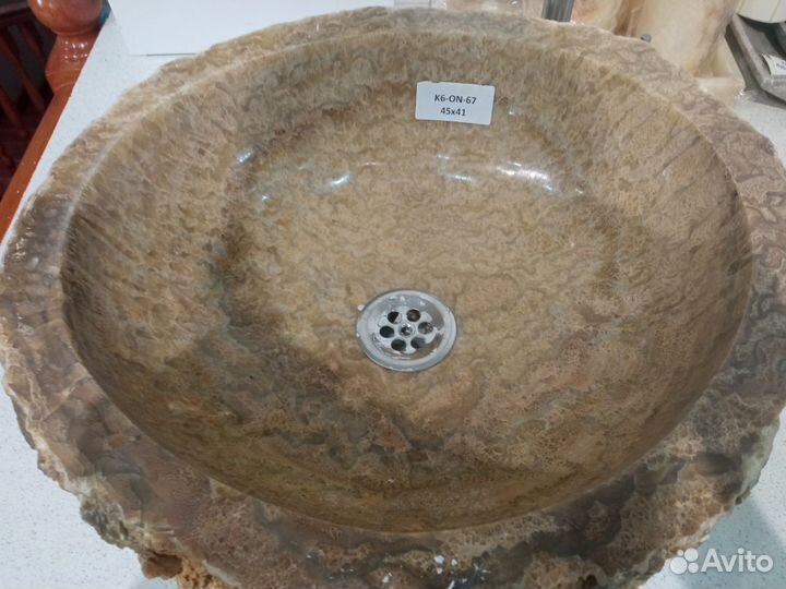 Раковина из оникса