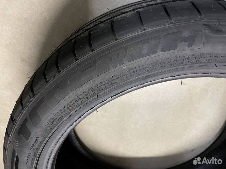 Tracmax X-Privilo TX3 235/45 R17 97W