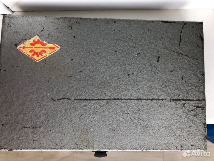 Отвертка самовращающаяся с набором бит