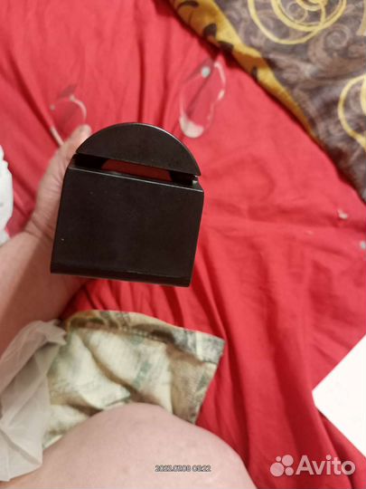 Точилка для ножей и ножниц.на аккумуляторе