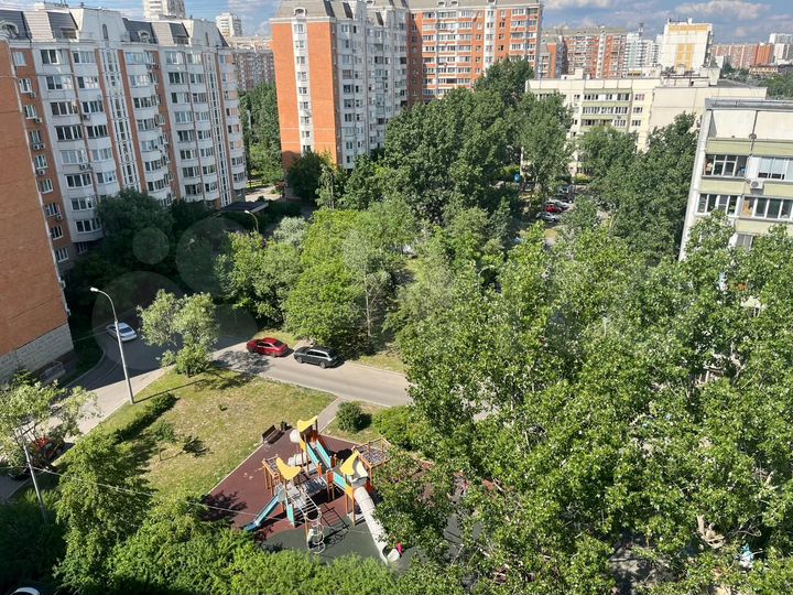 3-к. квартира, 76 м², 10/16 эт.