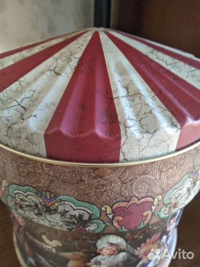 Посуда для кухни банки жесть