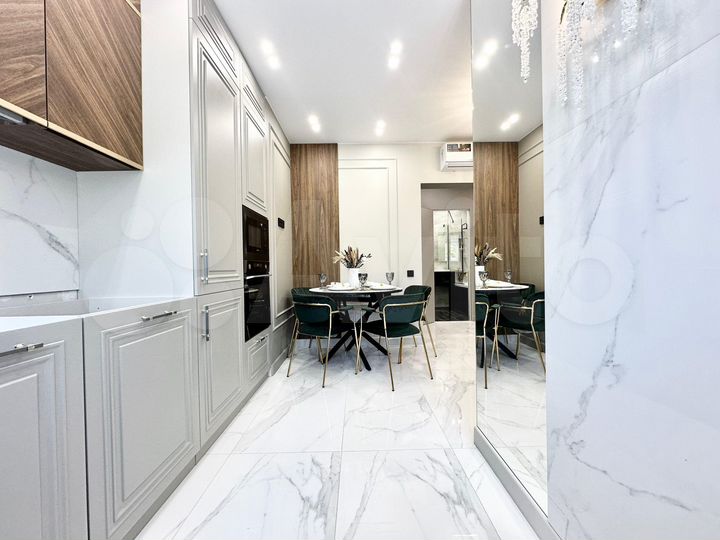 3-к. квартира, 56 м², 2/19 эт.