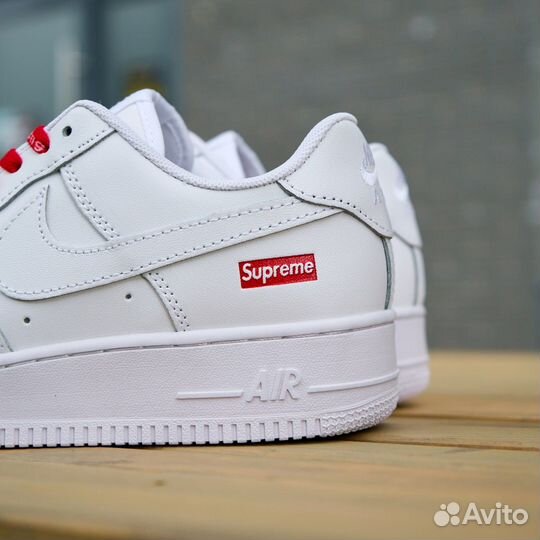 Кроссовки nike air force 1 supreme