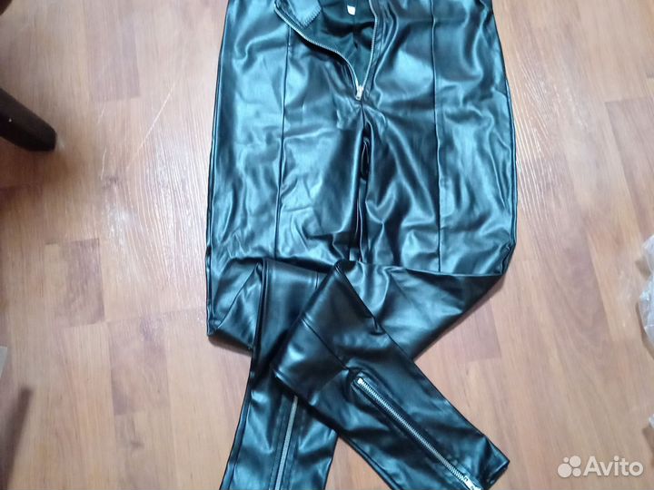 Кожаные брюки женские 42 размера