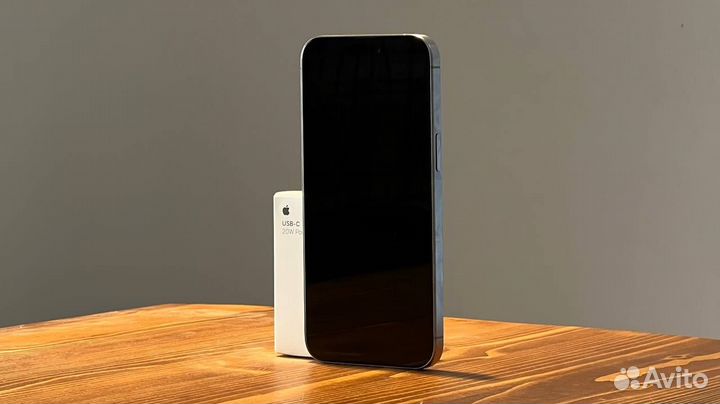 iPhone 15 Pro Max, 256 ГБ