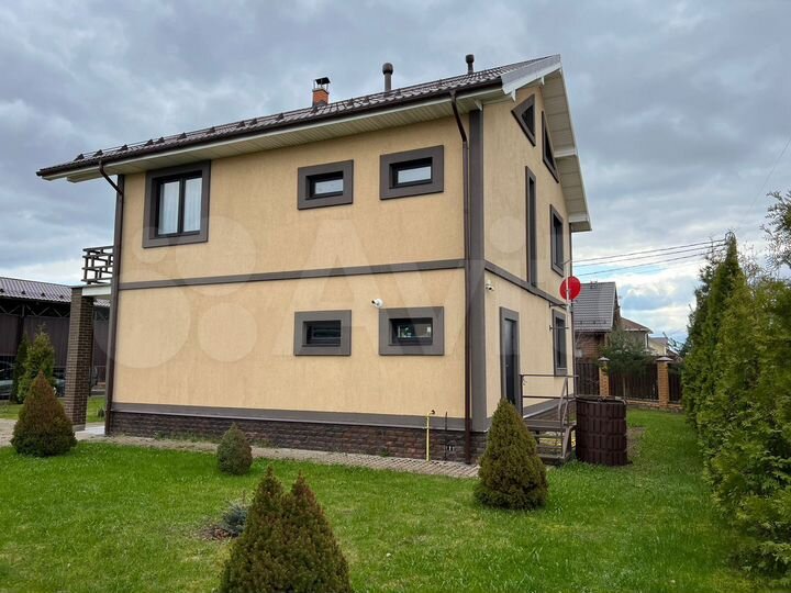 Коттедж 170 м² на участке 10 сот.