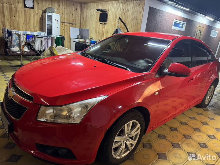 Chevrolet Cruze 1.8 AT, 2012, 241 000 км