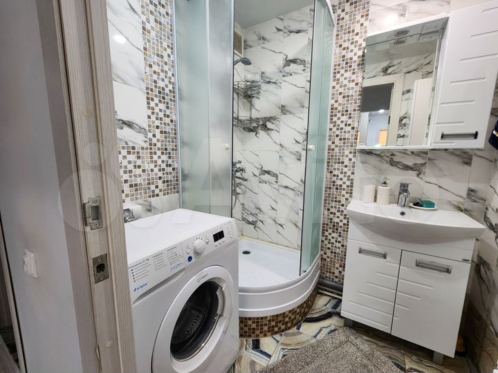2-к. квартира, 57 м², 3/9 эт.