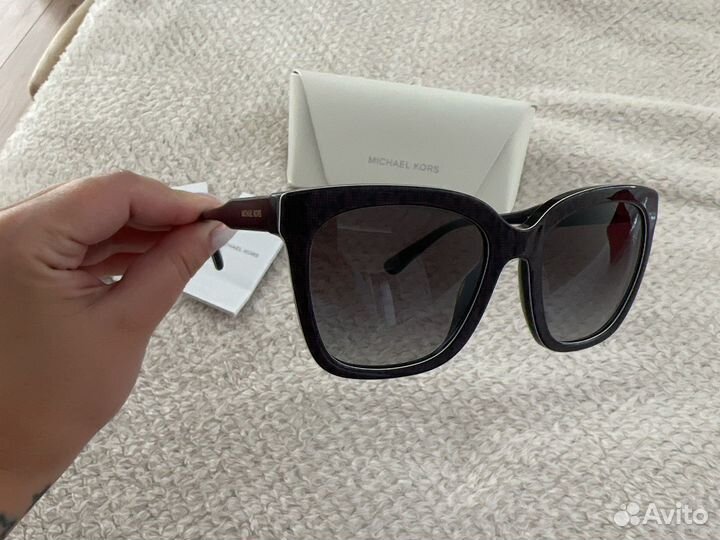 Солнцезащитные очки michael kors оригинал