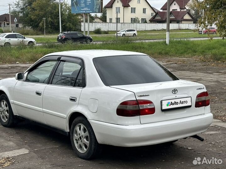 Toyota Corolla 1.5 AT, 1999, 250 000 км