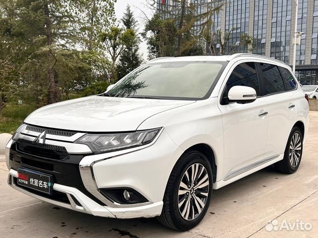 Mitsubishi Outlander 2.4 CVT, 2021, 27 000 км